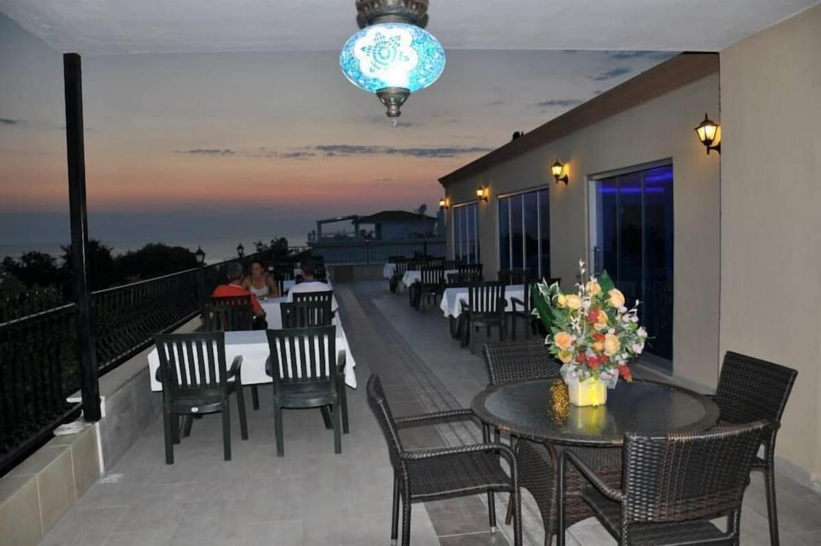Hotel Beachway & 3*
